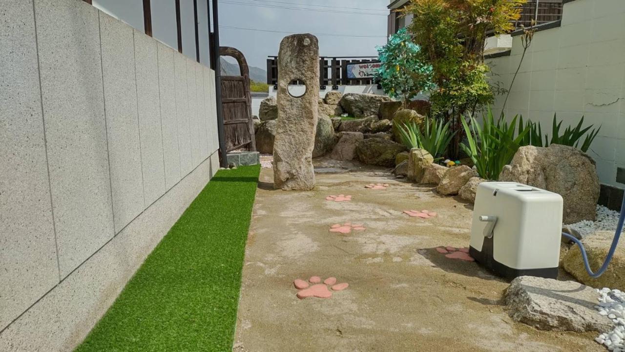 בית הארחה Imabari Railway Station 	ドッグラン併設 しまなみ御殿 מראה חיצוני תמונה